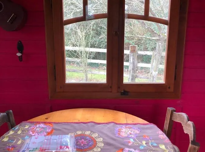 Роскошный шатер Roulotte Capucine