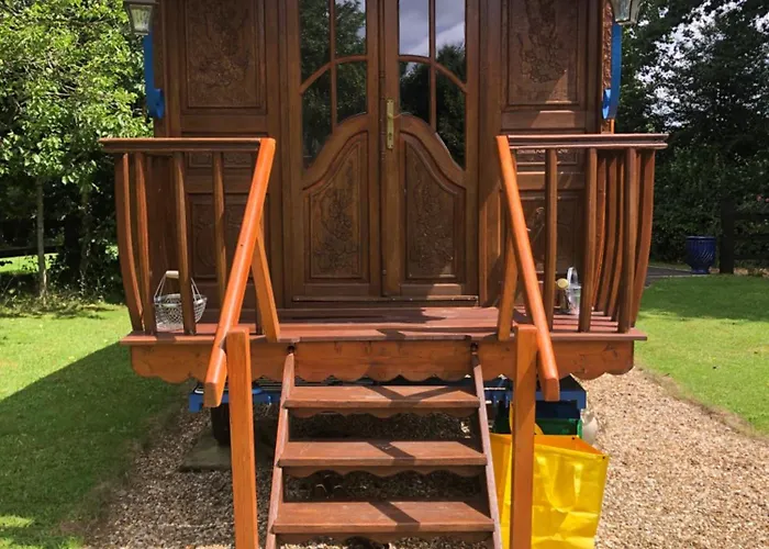 Luxe tent Roulotte Capucine *